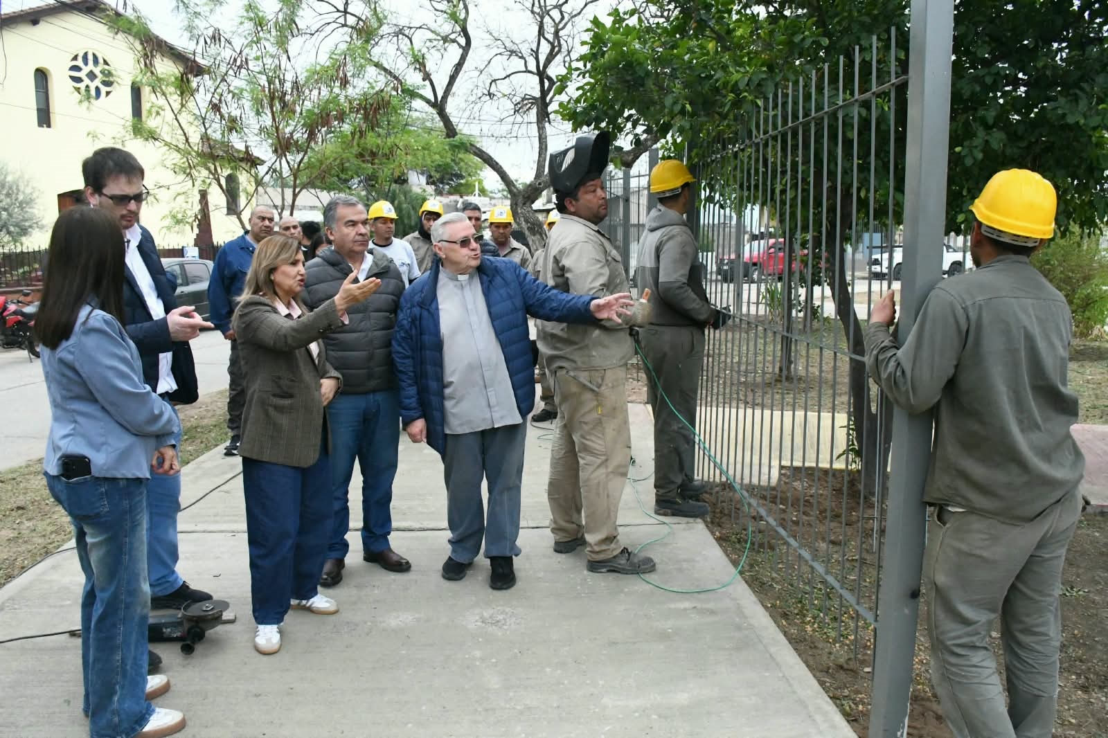 La intendente Fuentes supervisó los trabajos de mejoras en la plaza Santo Cristo